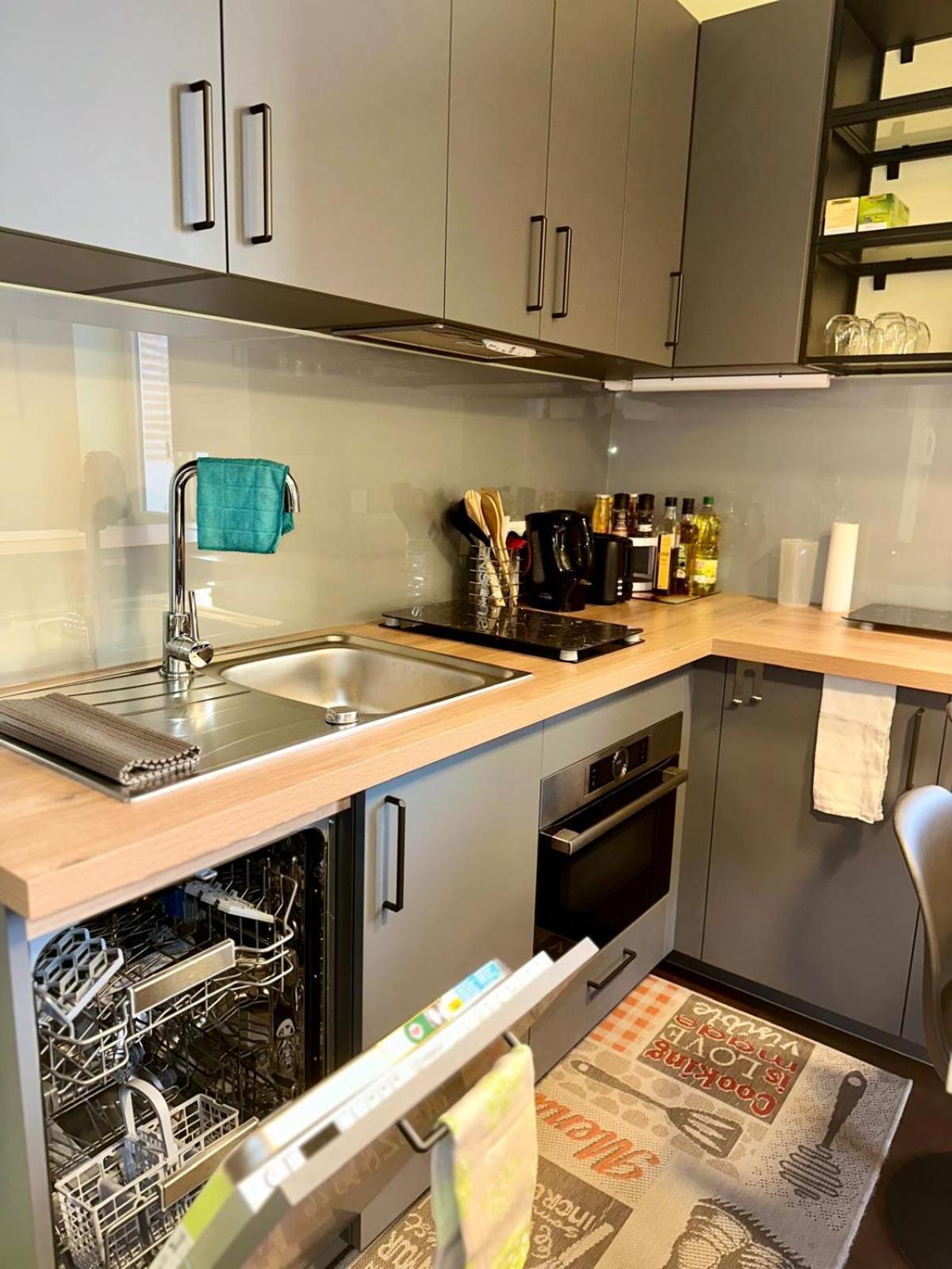 Apartment T2 Standing De La Tour Jayan *